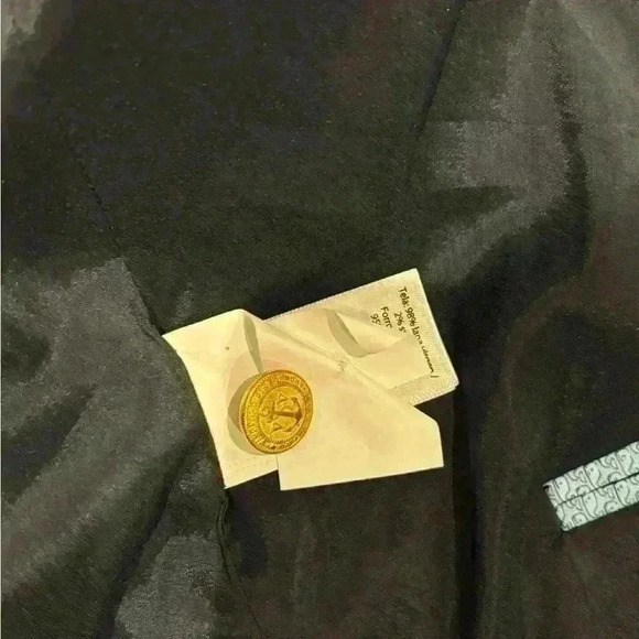 NWT  VINEYARD VINES navy BLAZER men’s size 44L (button missing) - Picture 9 of 9